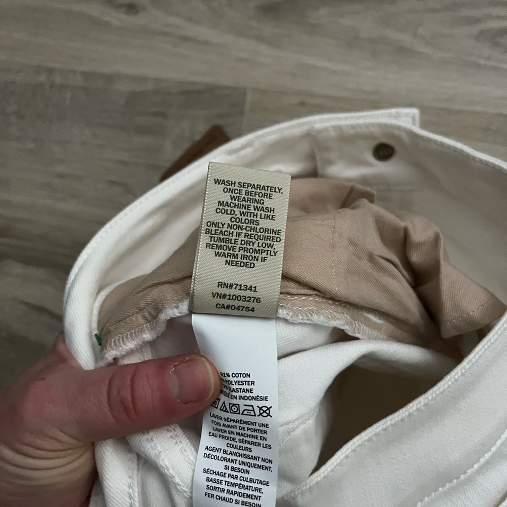 NWT L.L. Bean Women's True Shape Jeans, High-Rise Slim-Leg Ankle White - 14P - Picture 5 of 6